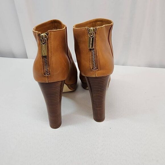 Michael Kors Size 10 Women's Leather Ankle Booties Lesly 5" Heel - Picture 4 of 11